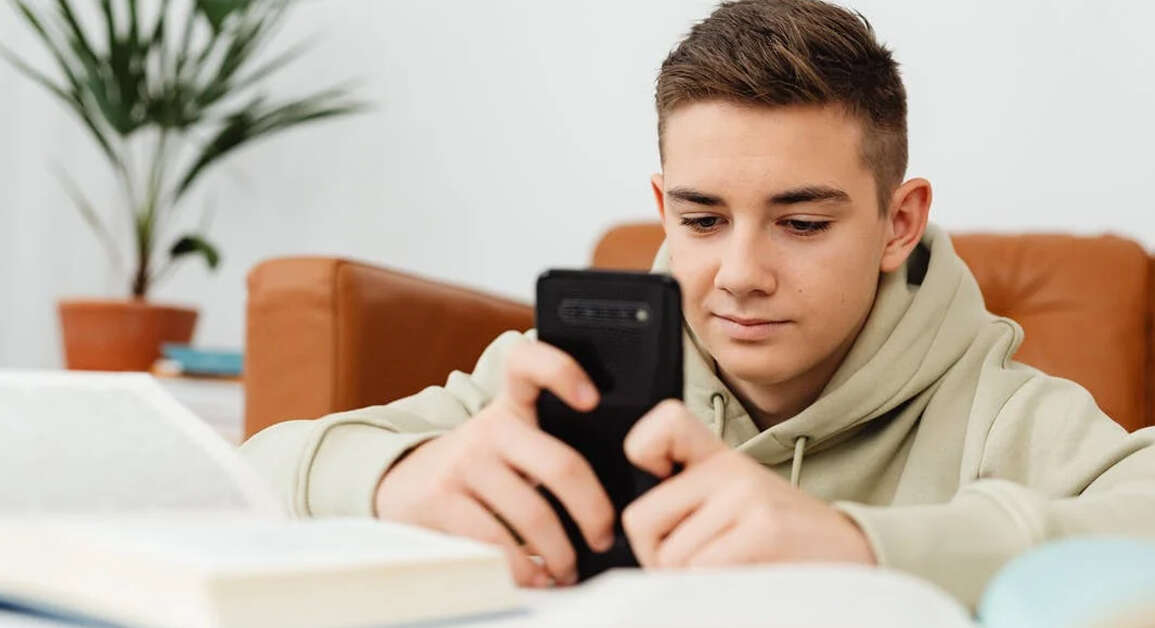 Cómo mejorar el uso de teléfonos móviles en adolescentes